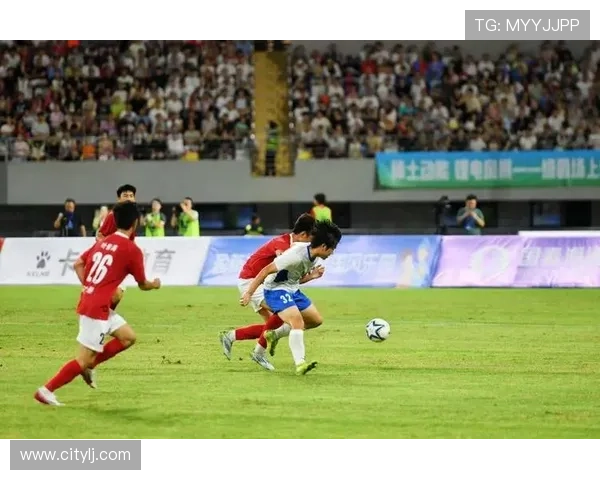 足球周一周二赛事前瞻与分析 聚焦焦点对决与精彩亮点