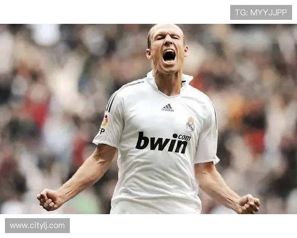 足球巨星崛起之路：从默默无闻到世界巅峰的传奇故事